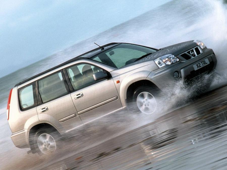  Nissan X-Trail 2001 года  (UK) (фото 9 из 26)